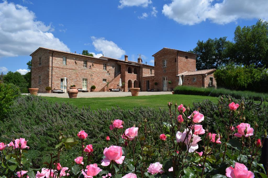 Casale Cardini Guest House Foiano Della Chiana Exterior foto