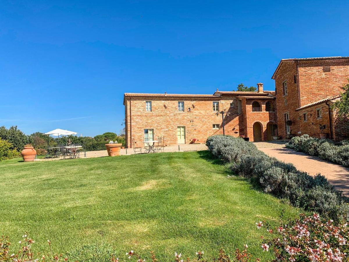 Casale Cardini Guest House Foiano Della Chiana Exterior foto