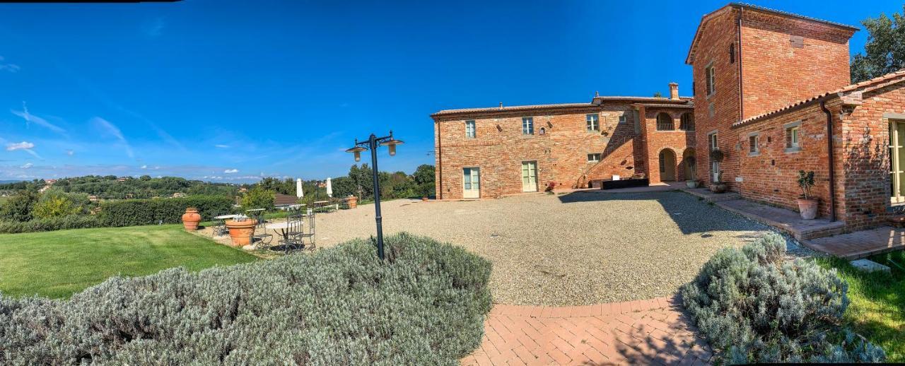 Casale Cardini Guest House Foiano Della Chiana Exterior foto