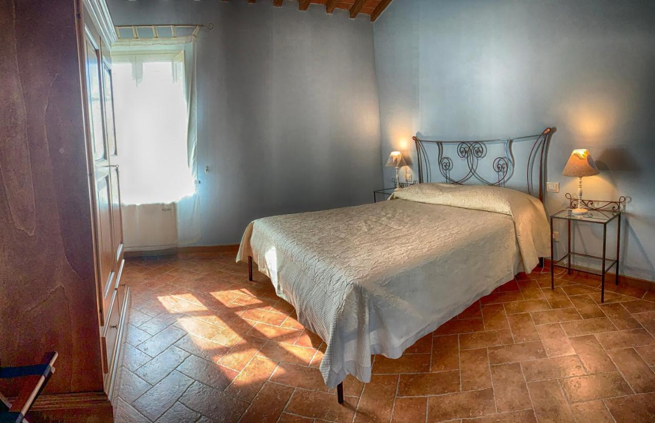 Casale Cardini Guest House Foiano Della Chiana Exterior foto