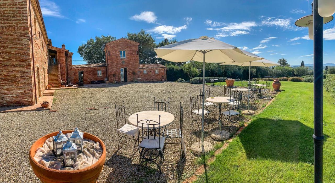 Casale Cardini Guest House Foiano Della Chiana Exterior foto